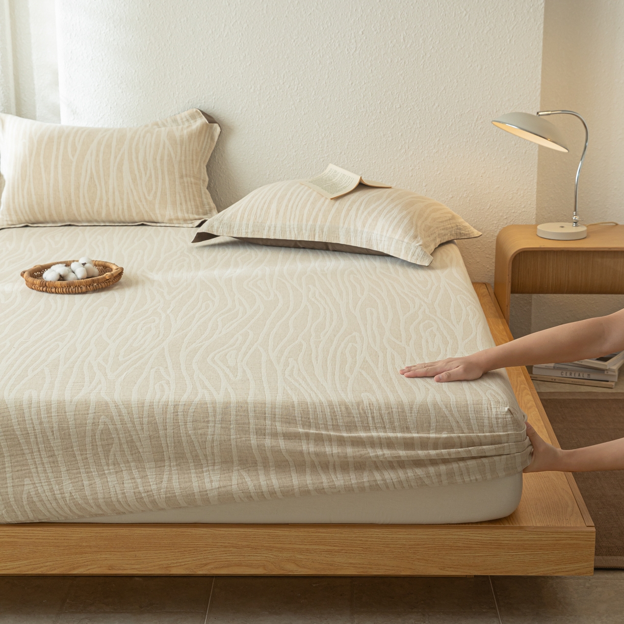 91家纺网 家纺一手货源 找家纺 眠博士 2025新款A类棉麻双层纱提花床笠 棉麻双层纱床笠-树纹