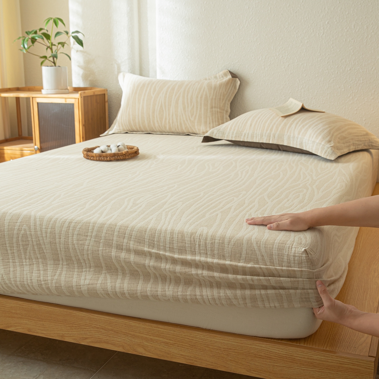 91家纺网 家纺一手货源 找家纺 眠博士 2025新款A类棉麻双层纱提花床笠 棉麻双层纱床笠-树纹