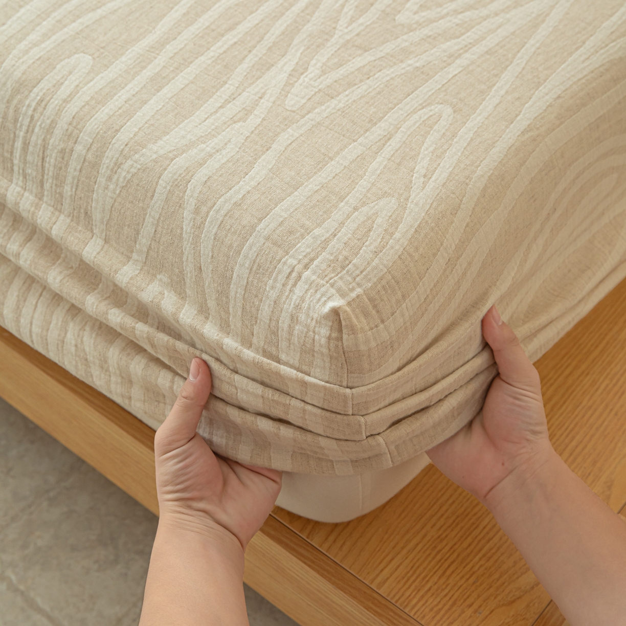 91家纺网 家纺一手货源 找家纺 眠博士 2025新款A类棉麻双层纱提花床笠 棉麻双层纱床笠-树纹