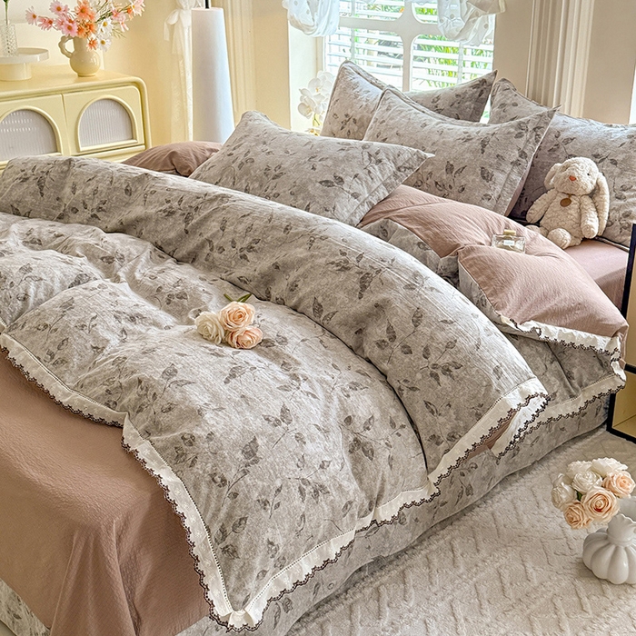 91家纺网 家纺一手货源 找家纺 韩约家纺 2025新款1全棉镂空双色刺绣花边床单款加厚棉麻四件套 梵婷