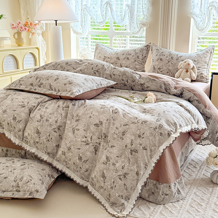 91家纺网 家纺一手货源 找家纺 韩约家纺 2025新款1全棉镂空双色刺绣花边床单款加厚棉麻四件套 梵婷