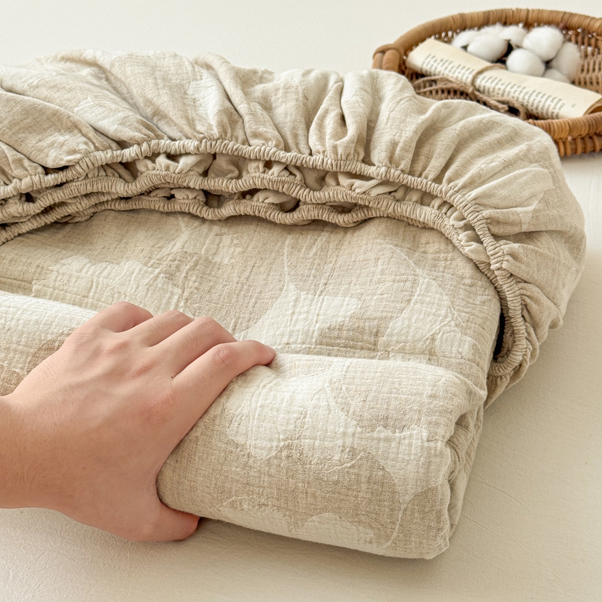 91家纺网 家纺一手货源 找家纺 眠博士 2025新款A类棉麻双层纱提花床笠 棉麻双层纱床笠-银杏叶