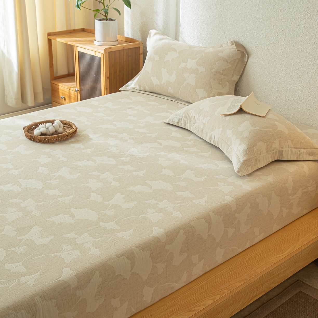 91家纺网 家纺一手货源 找家纺 眠博士 2025新款A类棉麻双层纱提花床笠 棉麻双层纱床笠-银杏叶