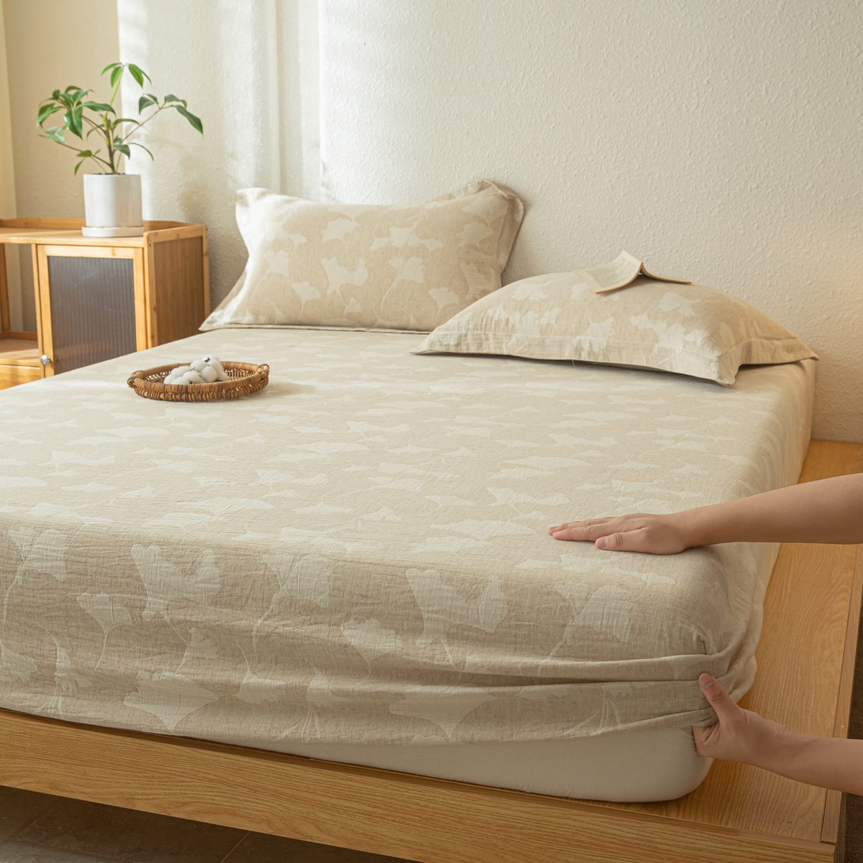 91家纺网 家纺一手货源 找家纺 眠博士 2025新款A类棉麻双层纱提花床笠 棉麻双层纱床笠-银杏叶