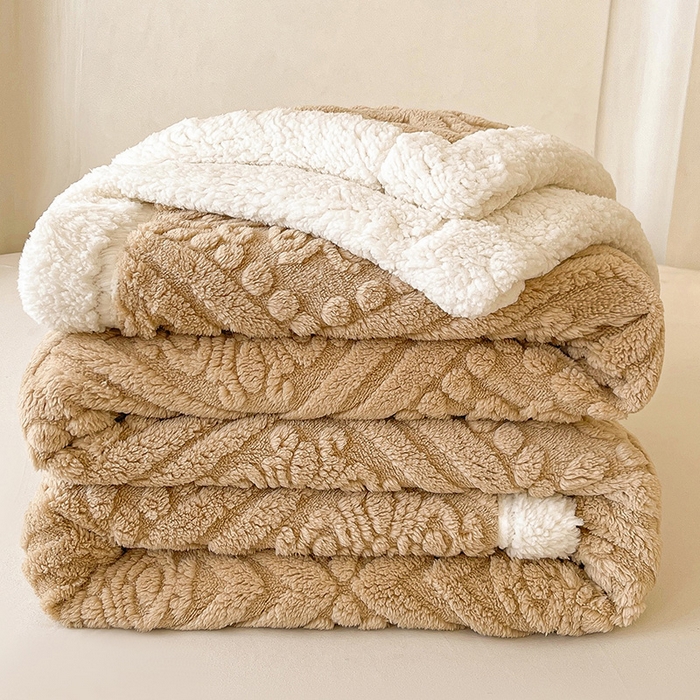 91家纺网 家纺一手货源 找家纺 世纪绒品 2025新款5D雕花毛毯 焦糖