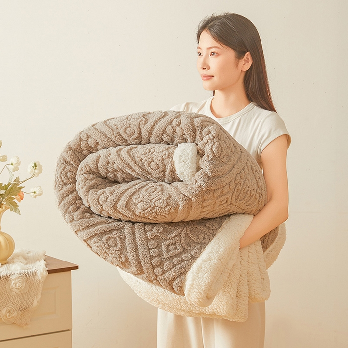 91家纺网 家纺一手货源 找家纺 世纪绒品 2025新款5D雕花毛毯 星空灰