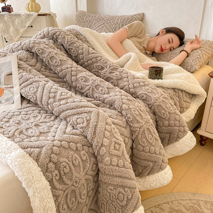 91家纺网 家纺一手货源 找家纺 世纪绒品 2025新款5D雕花毛毯 星空灰