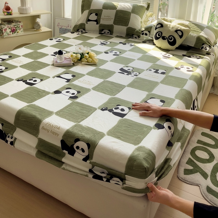 91家纺网 家纺一手货源 找家纺 金盛纺 2025新款13372全棉印花单品床笠 熊猫胖达