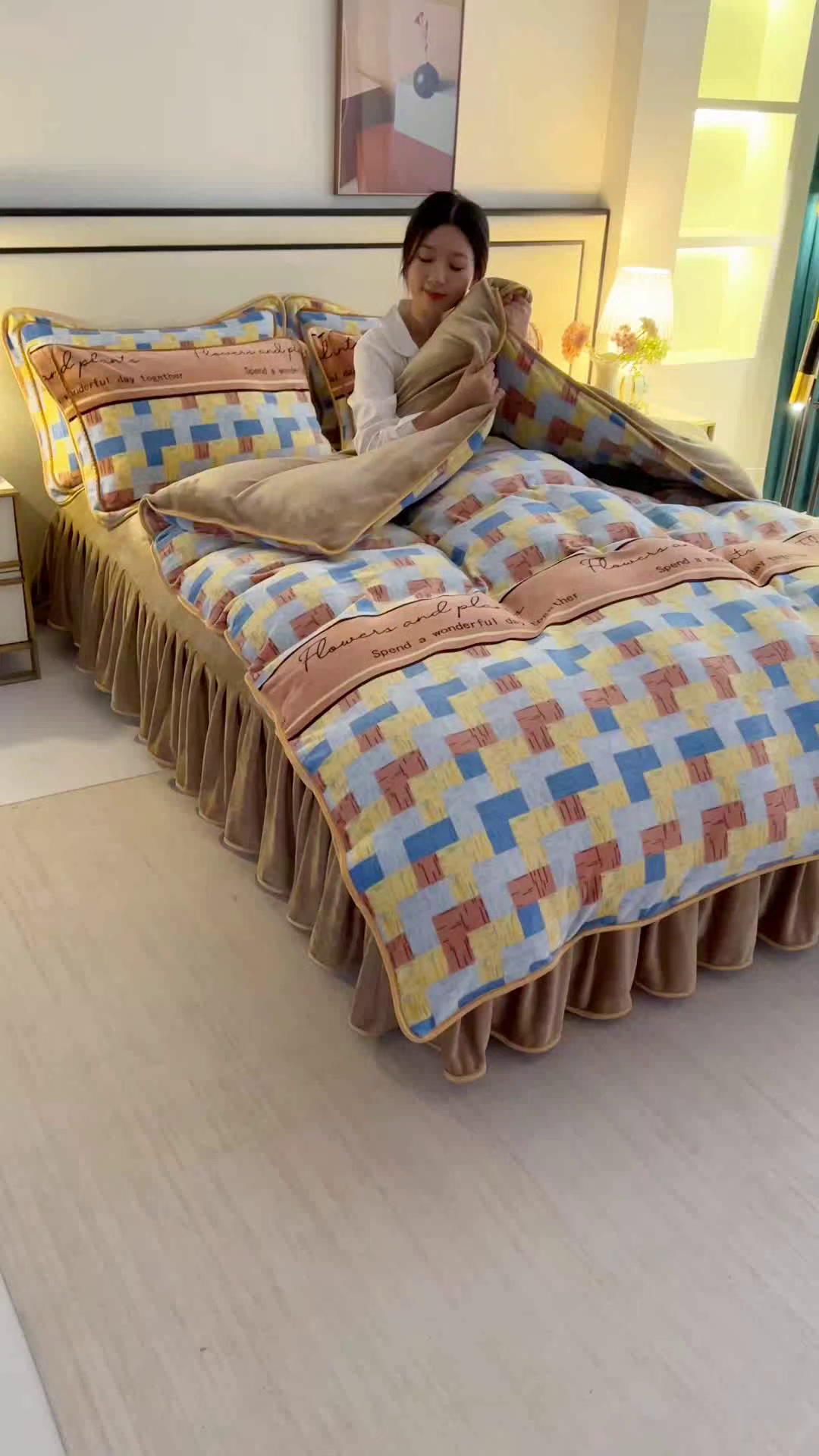 91家纺网 家纺一手货源 找家纺 望淮 2025新款230g印花金貂绒牛奶绒四件套 热恋