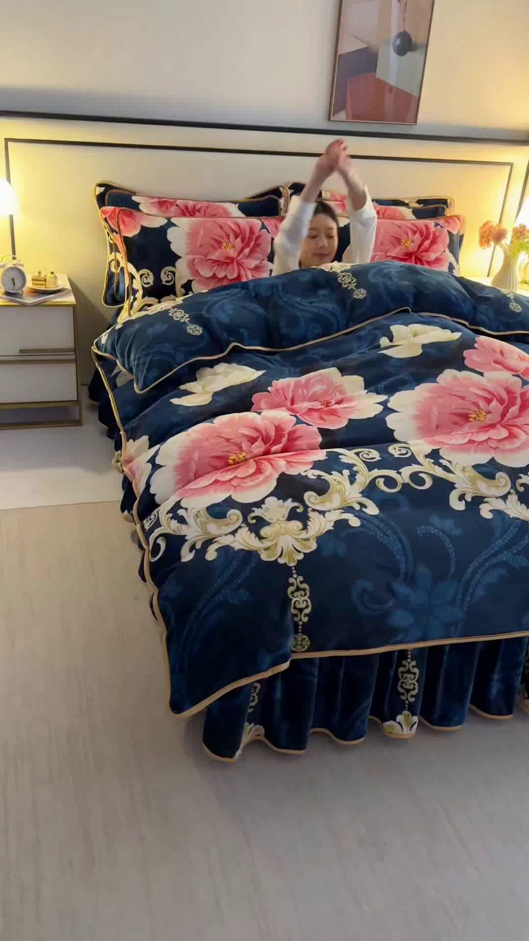 91家纺网 家纺一手货源 找家纺 望淮 2025新款230g印花金貂绒牛奶绒四件套 国色天香-蓝