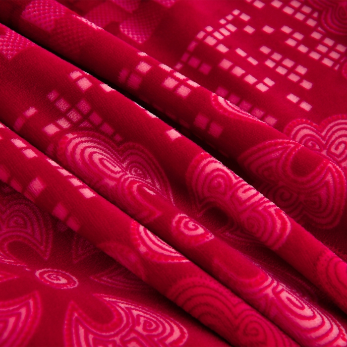 91家纺网 家纺一手货源 找家纺 2025新款230克8.5斤加厚高克重牛奶绒金貂绒法莱绒四件套冬季加绒法兰绒床裙款 浪漫主义