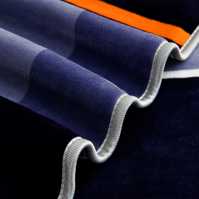 91家纺网 家纺一手货源 找家纺 2025新款230克8.5斤加厚高克重牛奶绒金貂绒法莱绒四件套冬季加绒法兰绒床裙款 极简主义