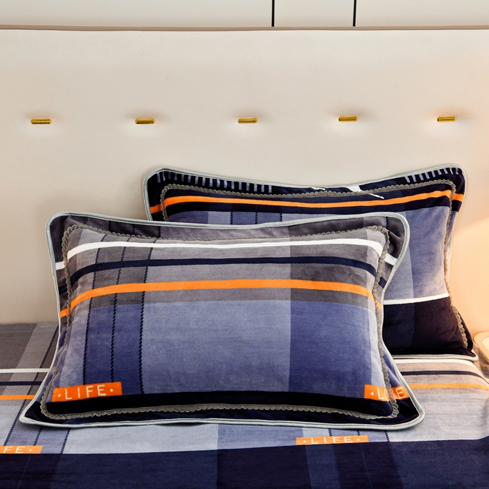 91家纺网 家纺一手货源 找家纺 2025新款230克8.5斤加厚高克重牛奶绒金貂绒法莱绒四件套冬季加绒法兰绒床裙款 极简主义