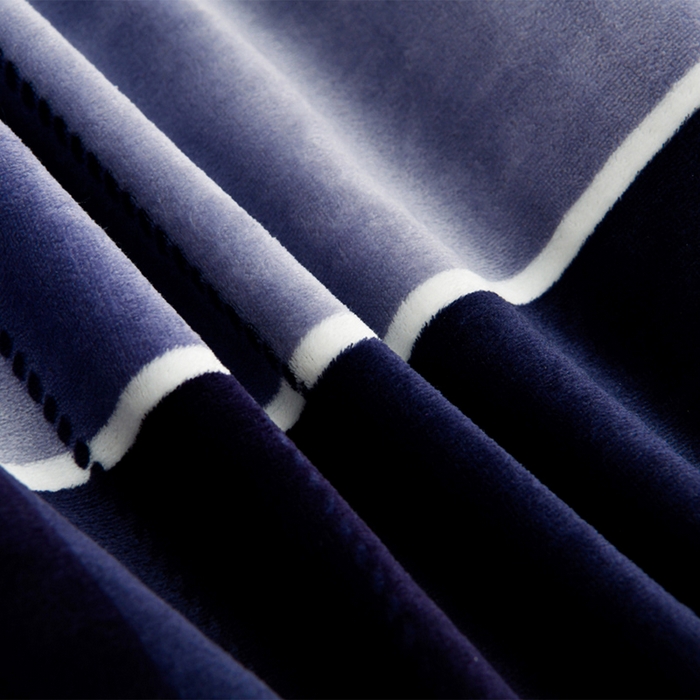 91家纺网 家纺一手货源 找家纺 2025新款230克8.5斤加厚高克重牛奶绒金貂绒法莱绒四件套冬季加绒法兰绒床裙款 极简主义