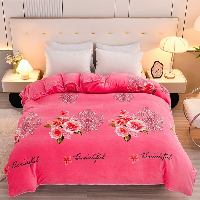 91家纺网 家纺一手货源 找家纺 2025新款230克8.5斤加厚高克重牛奶绒金貂绒法莱绒四件套冬季加绒法兰绒床裙款 花香迷人