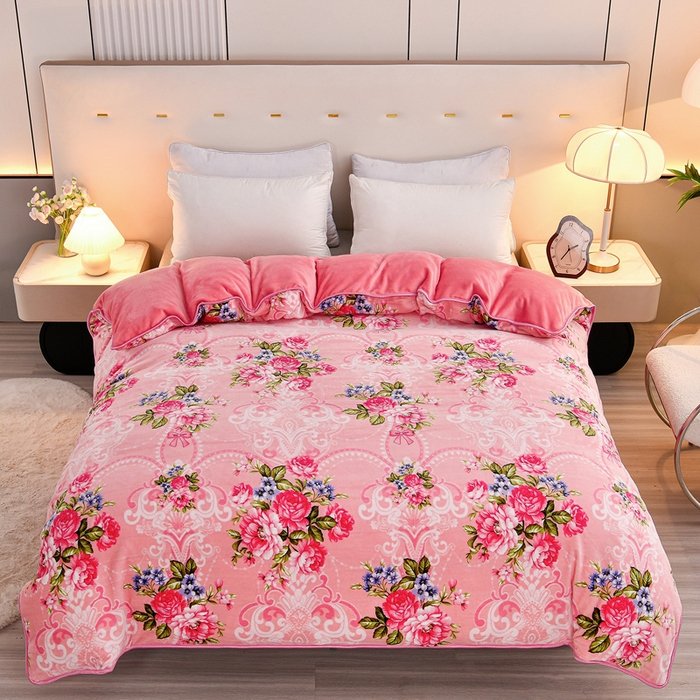 91家纺网 家纺一手货源 找家纺 2025新款230克8.5斤加厚高克重牛奶绒金貂绒法莱绒四件套冬季加绒法兰绒床裙款 红粉佳人