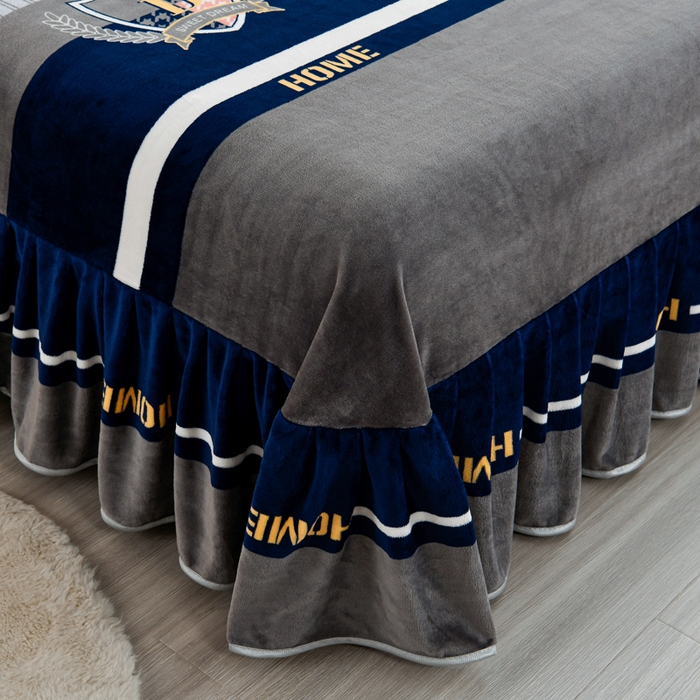 91家纺网 家纺一手货源 找家纺 2025新款230克8.5斤加厚高克重牛奶绒金貂绒法莱绒四件套冬季加绒法兰绒床裙款 英伦风格