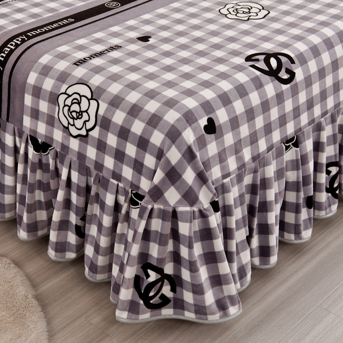 91家纺网 家纺一手货源 找家纺 2025新款230克8.5斤加厚高克重牛奶绒金貂绒法莱绒四件套冬季加绒法兰绒床裙款 小香格