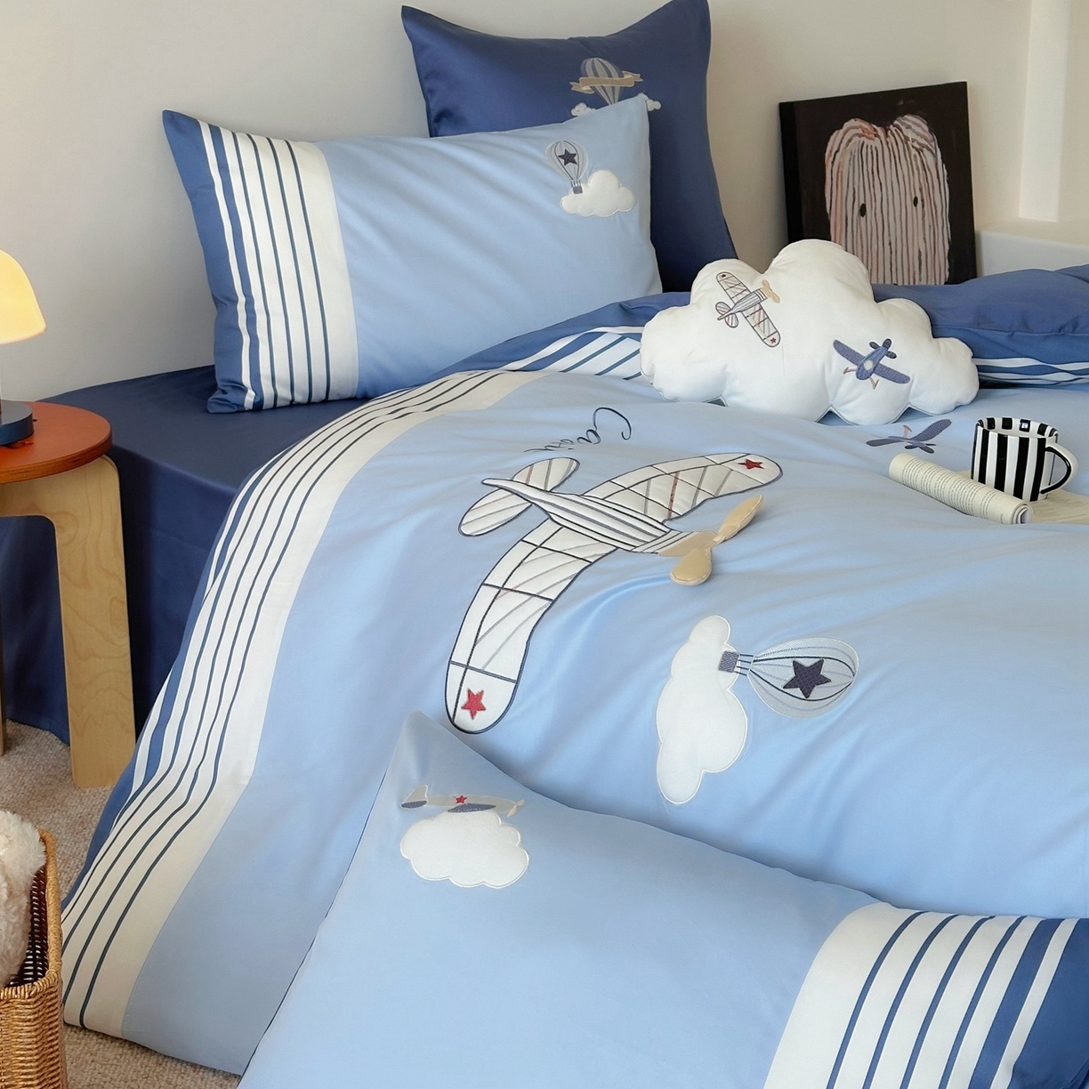 91家纺网 家纺一手货源 找家纺 （总）曼布缇 2025新款长绒棉纯棉贴布绣四件套-逐梦（送抱枕）（会员减20，券后338/368/388起）