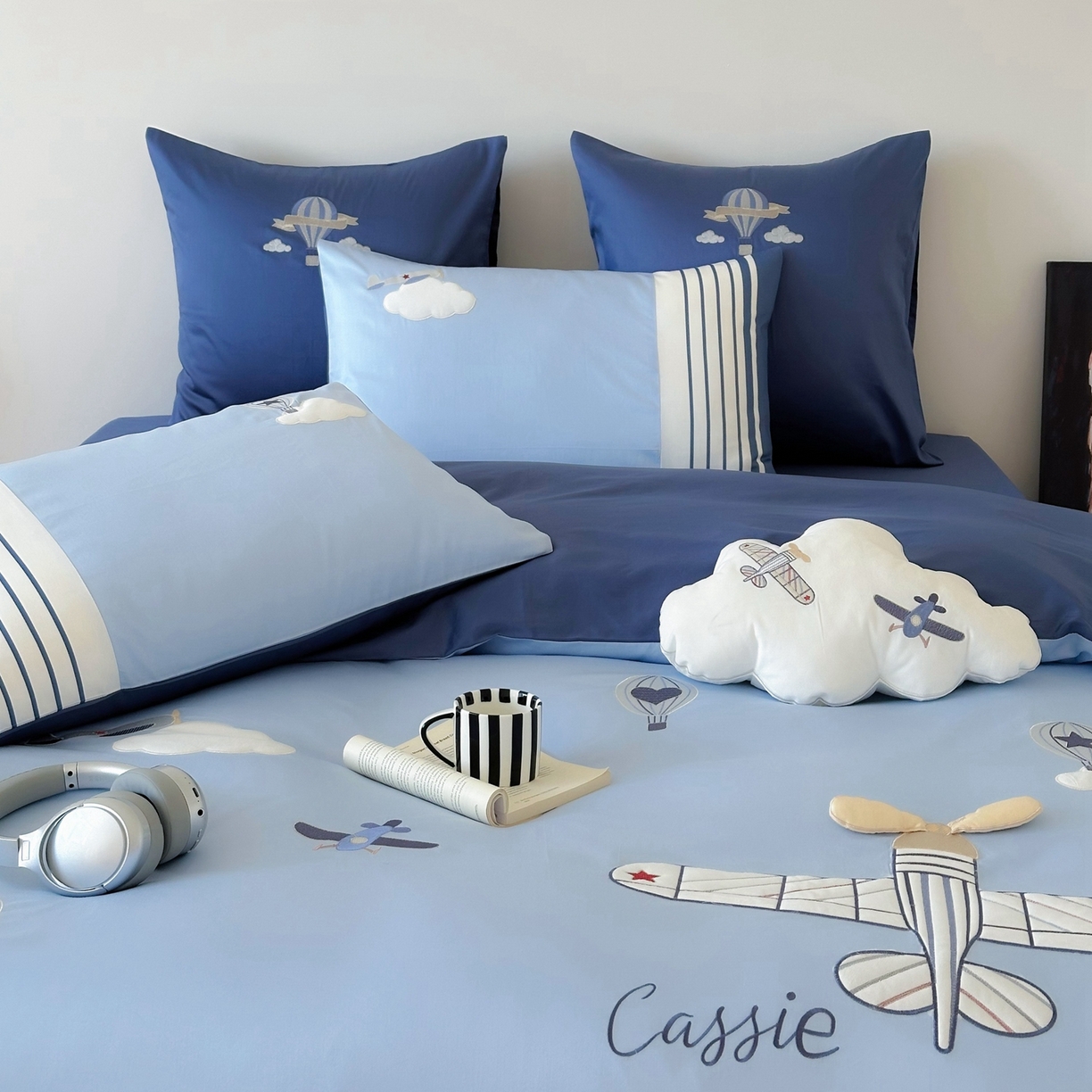 91家纺网 家纺一手货源 找家纺 （总）曼布缇 2025新款长绒棉纯棉贴布绣四件套-逐梦（送抱枕）（会员减20，券后338/368/388起）