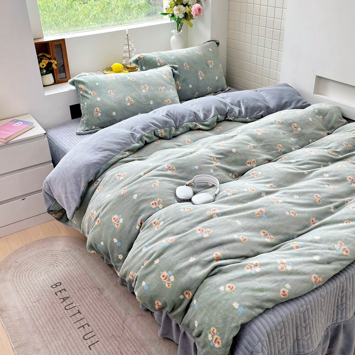 91家纺网 家纺一手货源 找家纺 恋尚羽家纺 2025新款印花牛奶绒大床裙床盖四件套 约定