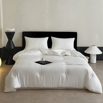 91家纺网 家纺一手货源 找家纺 【极简主义】傲蕾睡梦森林天丝棉混纺绣花款蚕丝羊绒冬被春秋被被芯高端被子