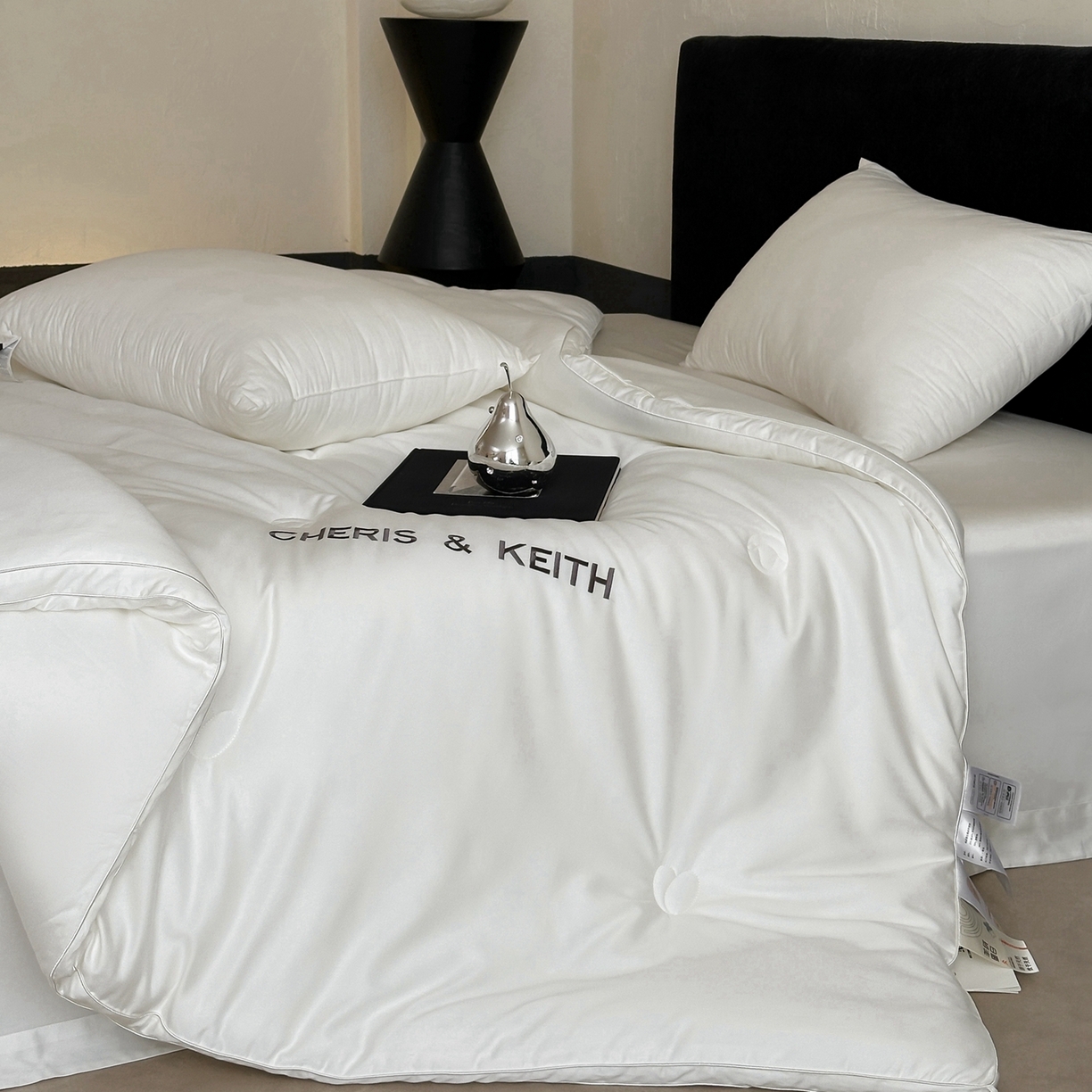 91家纺网 家纺一手货源 找家纺 【极简主义】傲蕾睡梦森林天丝棉混纺绣花款蚕丝羊绒冬被春秋被被芯高端被子