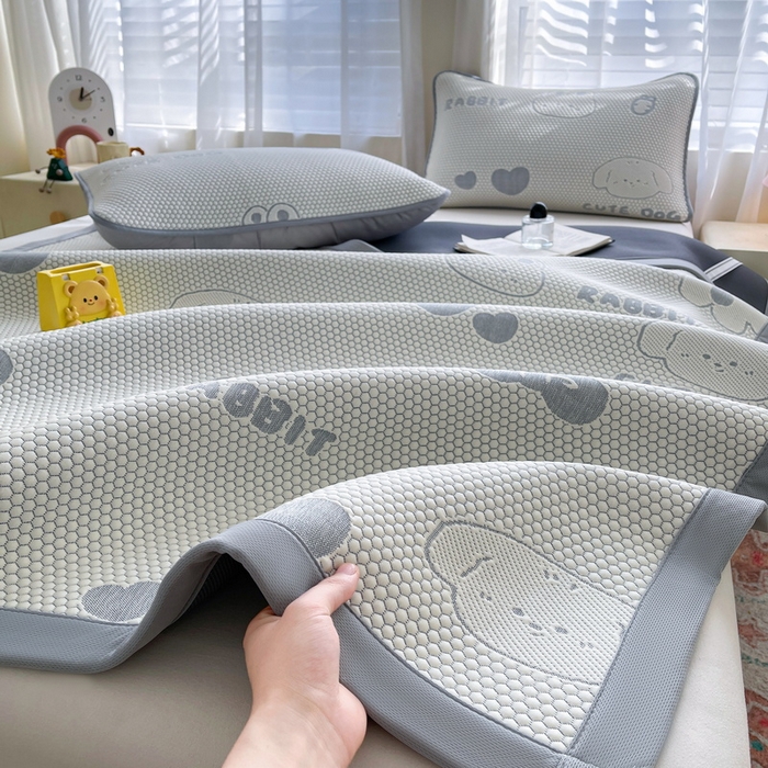 91家纺网 家纺一手货源 找家纺 （总）小叮当家纺仓储工厂店 2025新款冰豆豆凉席冰丝席凉豆豆凉席-灵萌系列-床席款