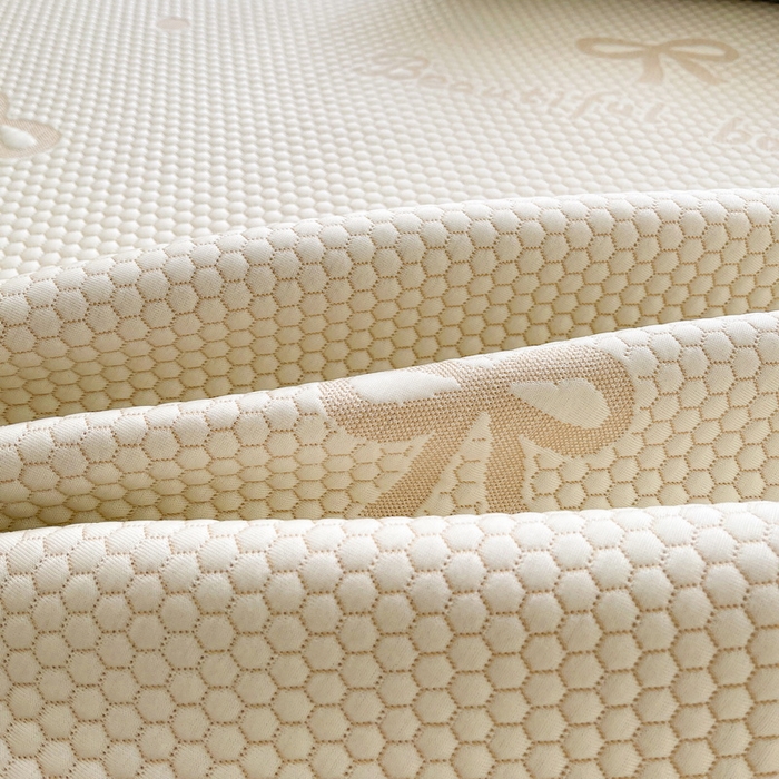 91家纺网 家纺一手货源 找家纺 小叮当家纺仓储工厂店 2025新款冰豆豆凉席冰丝席凉豆豆凉席-灵萌系列-床席款 灵萌条席-圆点蝴蝶结-咖