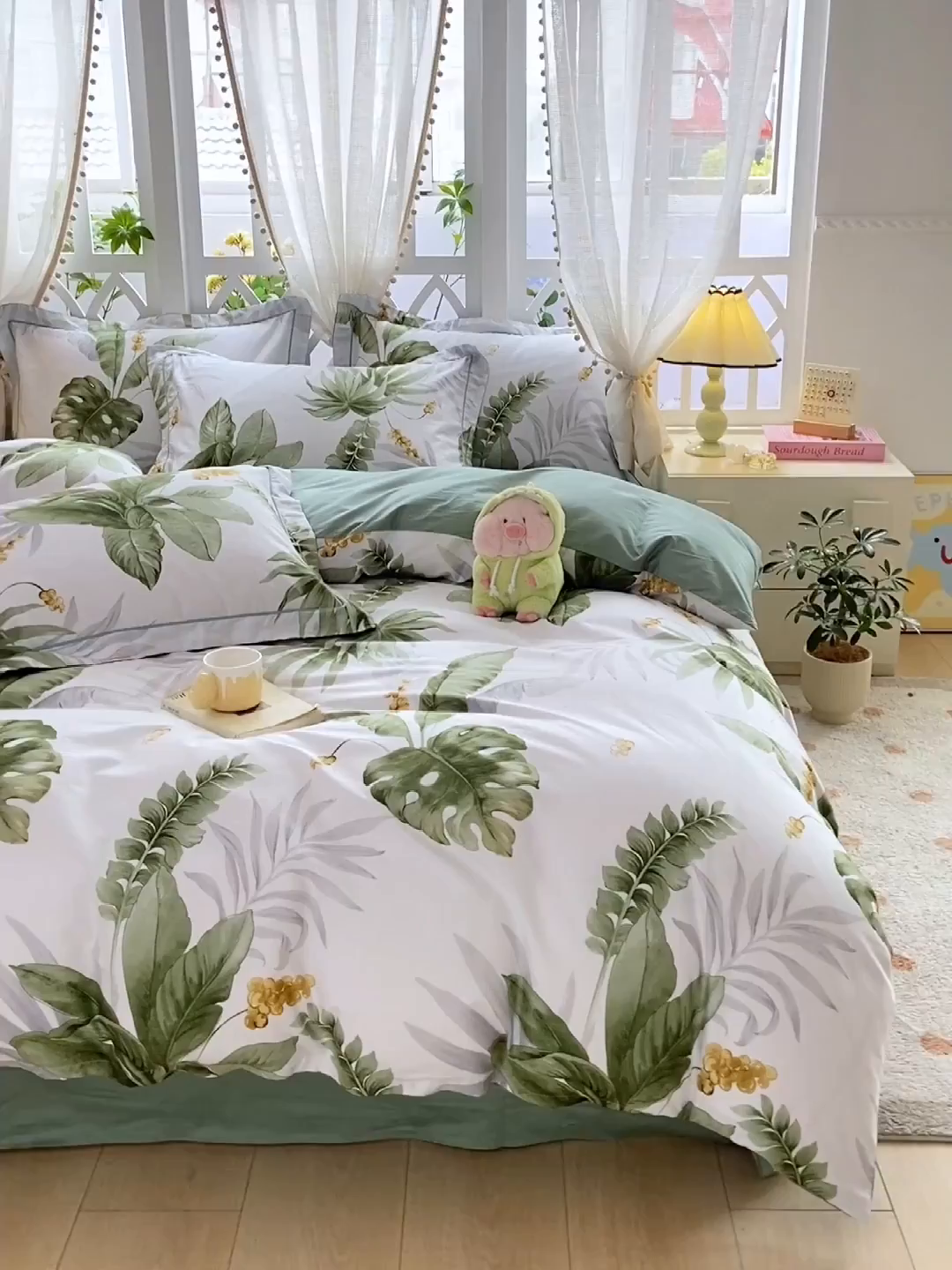 91家纺网 家纺一手货源 找家纺 红淳家纺 2025新款13376全棉活性印花四件套 绿野浮渊