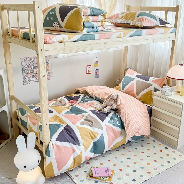 91家纺网 家纺一手货源 找家纺 （总）小叮当家纺仓储工厂店 2025新款舒适亲肤全棉纯棉斜纹印花学生三件套