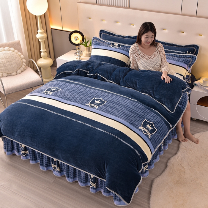 91家纺网 家纺一手货源 找家纺 （总）静缘分 2025新款230克特厚8.5斤牛奶绒金貂绒床裙款保暖四件套