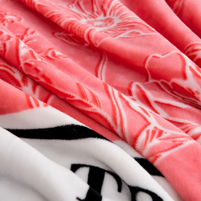 91家纺网 家纺一手货源 找家纺 静缘分 2025新款230克特厚8.5斤牛奶绒金貂绒床裙款保暖四件套-真爱