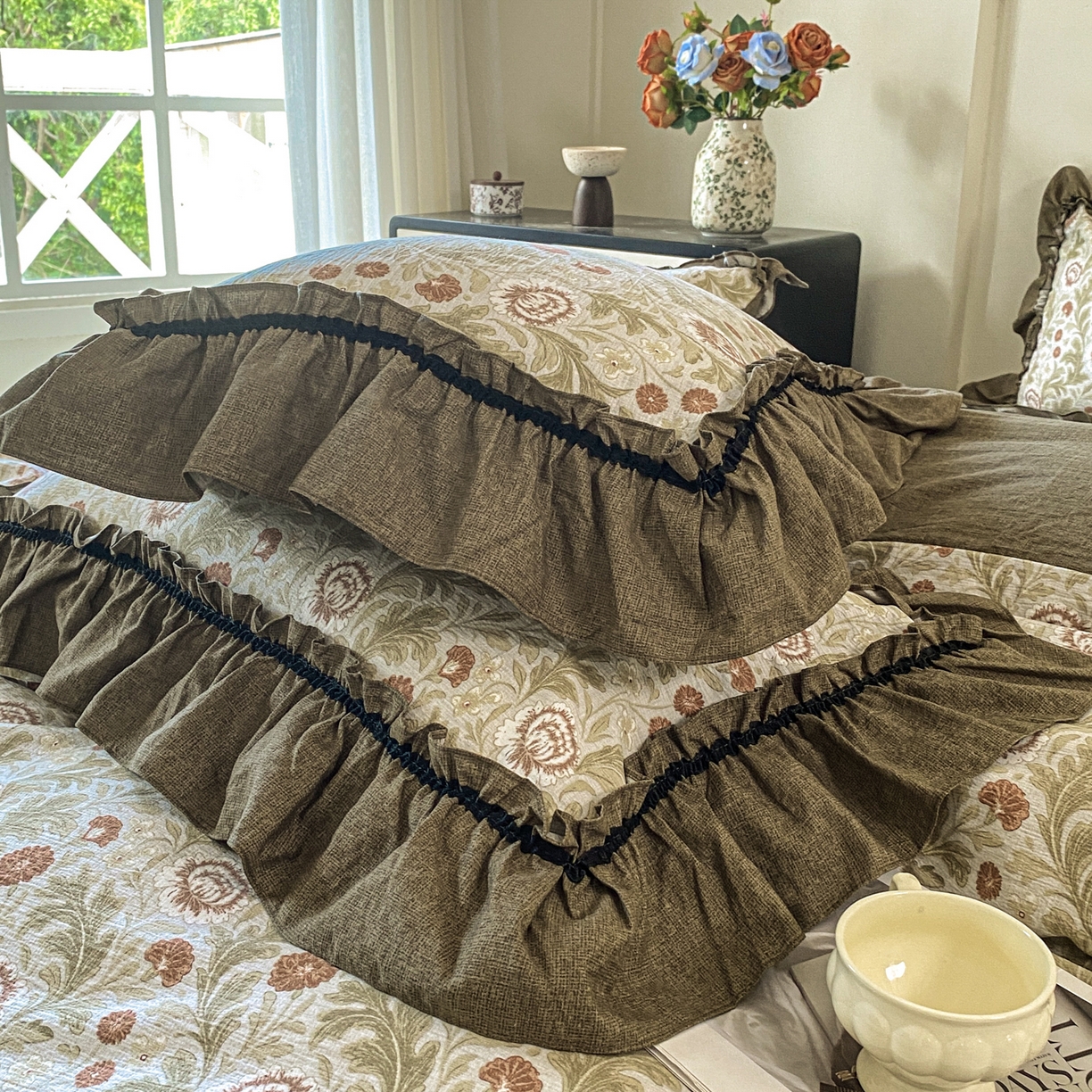 91家纺网 家纺一手货源 找家纺 仟网汇 2025新款复古风亚麻原麻花边四件套 太阳花