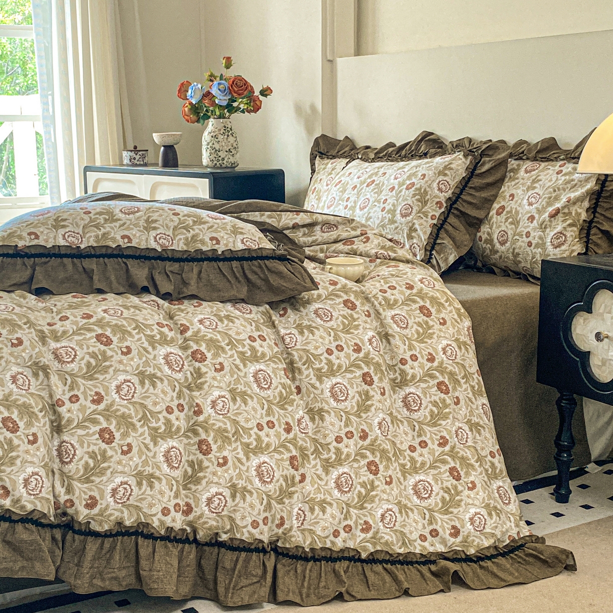 91家纺网 家纺一手货源 找家纺 仟网汇 2025新款复古风亚麻原麻花边四件套 太阳花