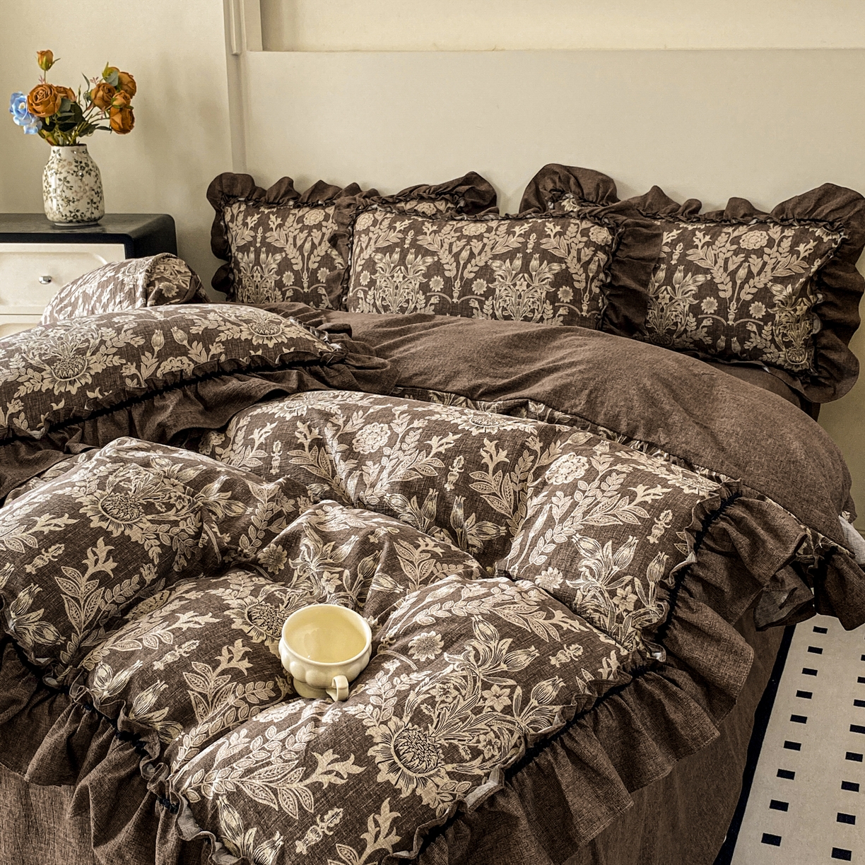 91家纺网 家纺一手货源 找家纺 仟网汇 2025新款复古风亚麻原麻花边四件套 秋海棠