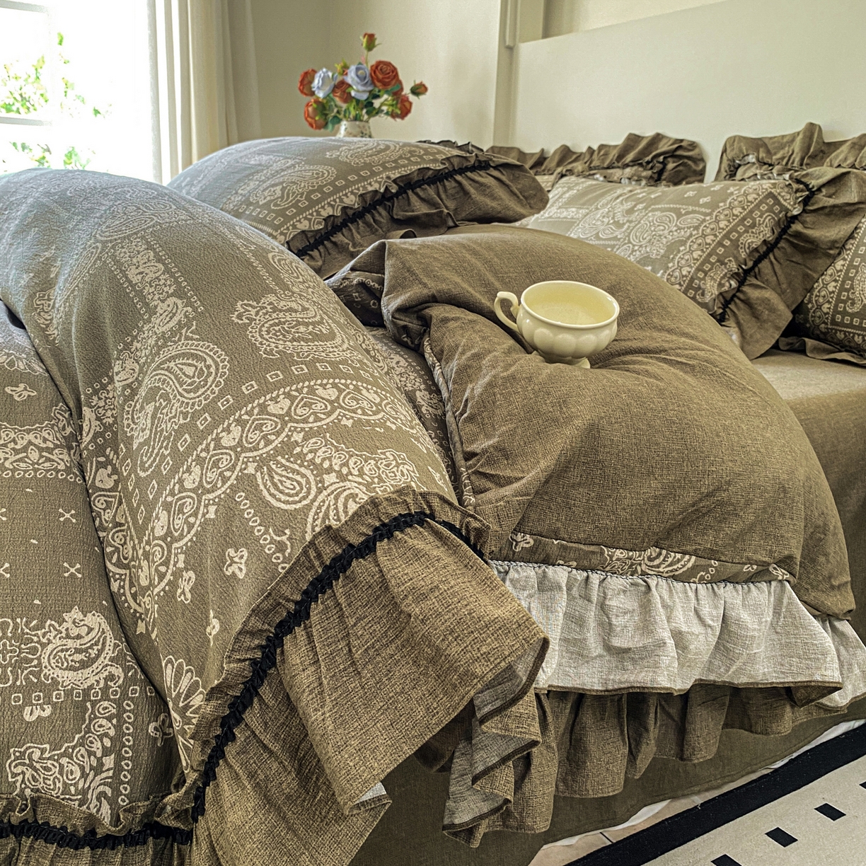 仟网汇 2025新款复古风亚麻原麻花边四件套 绿野仙踪