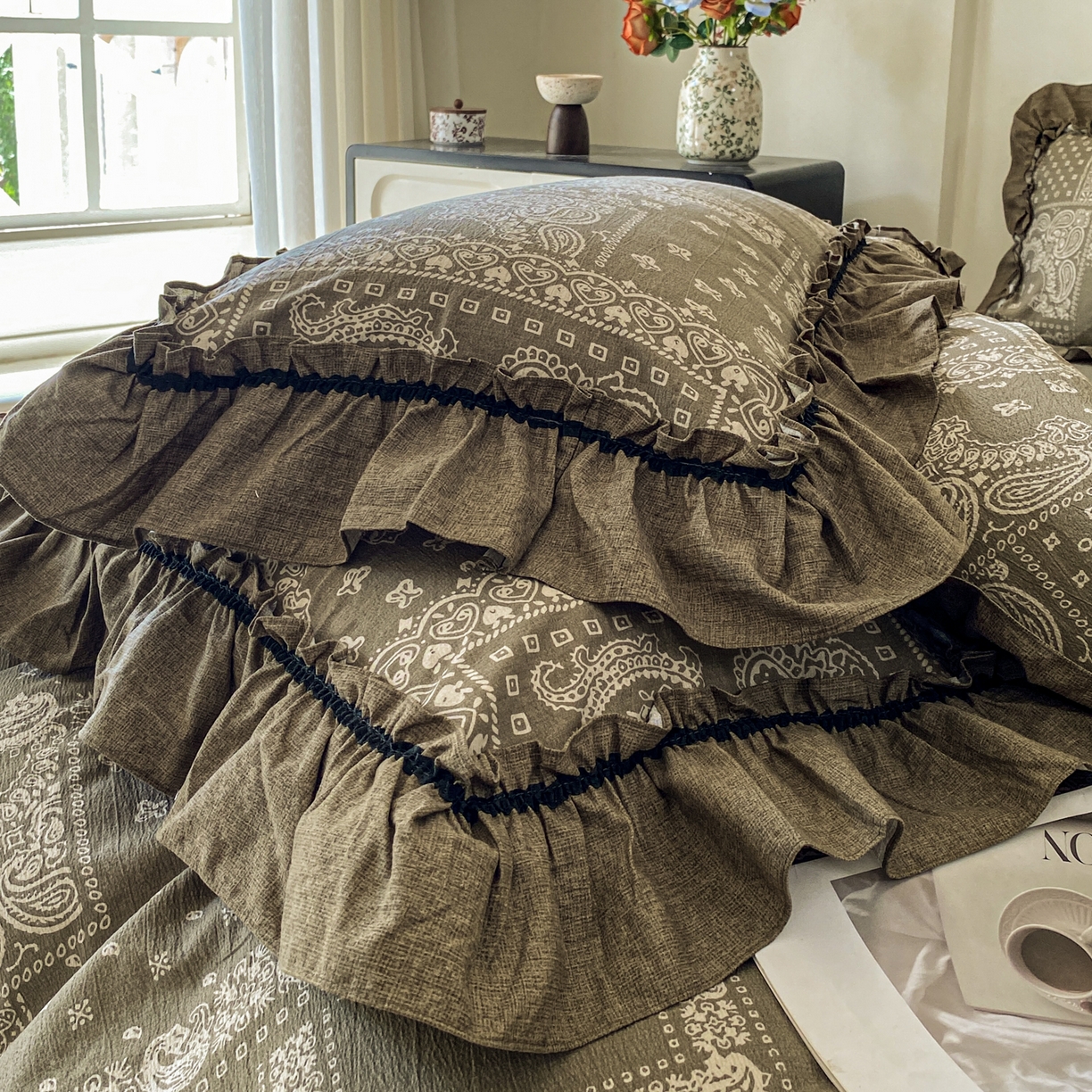 91家纺网 家纺一手货源 找家纺 仟网汇 2025新款复古风亚麻原麻花边四件套 绿野仙踪