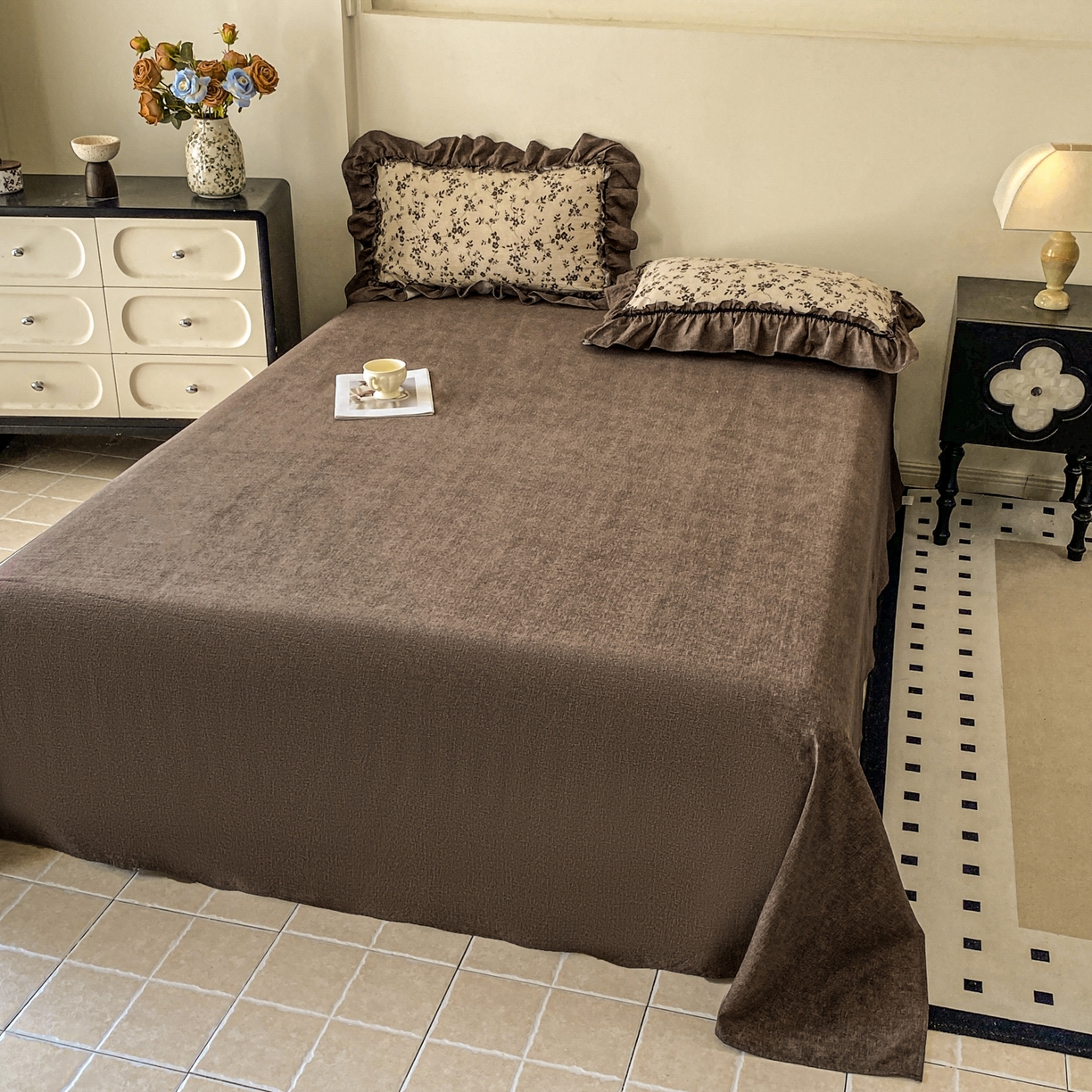 91家纺网 家纺一手货源 找家纺 仟网汇 2025新款复古风亚麻原麻花边四件套 棕篱