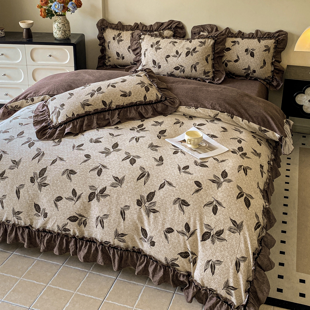 91家纺网 家纺一手货源 找家纺 仟网汇 2025新款复古风亚麻原麻花边四件套 叶影