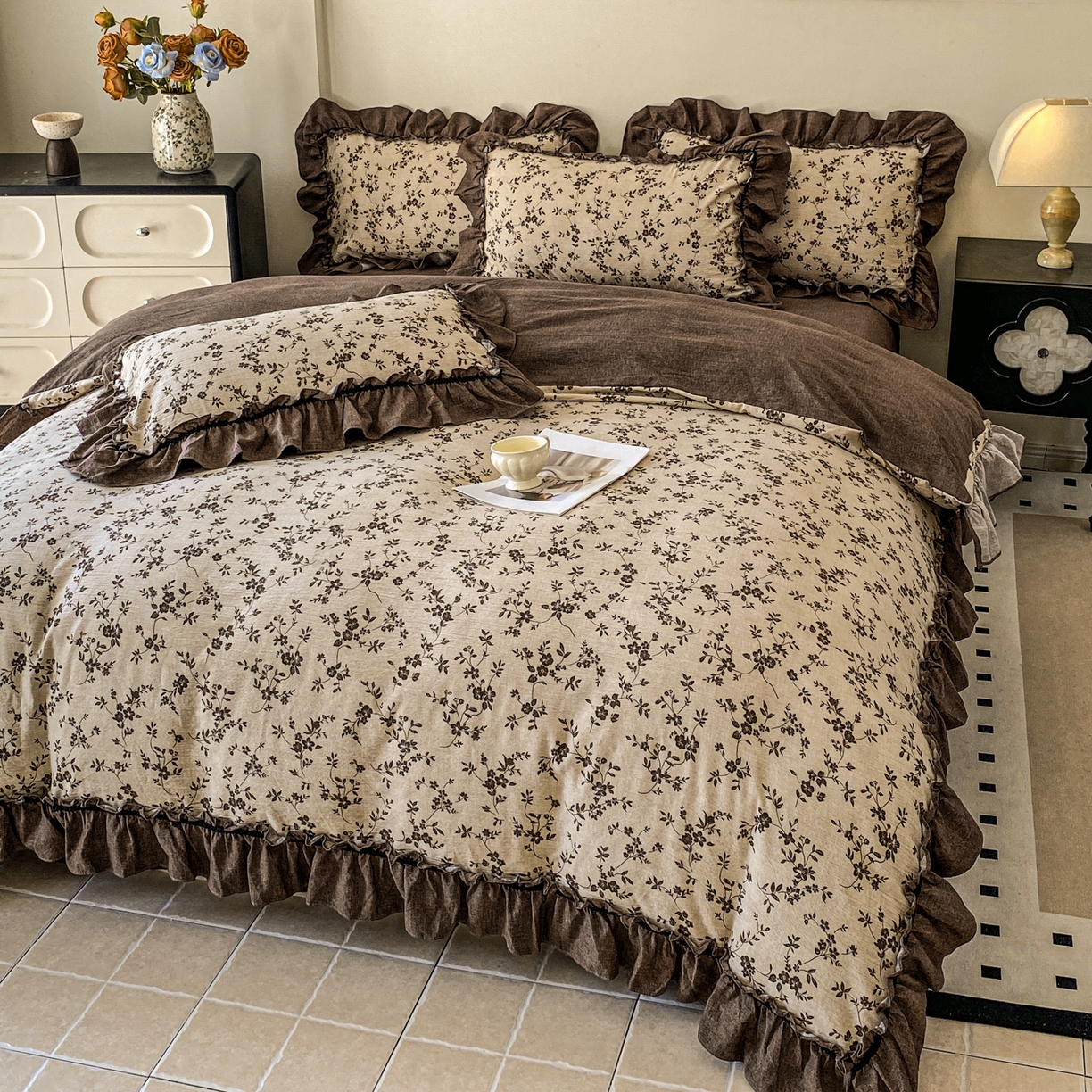 91家纺网 家纺一手货源 找家纺 仟网汇 2025新款复古风亚麻原麻花边四件套 棕篱