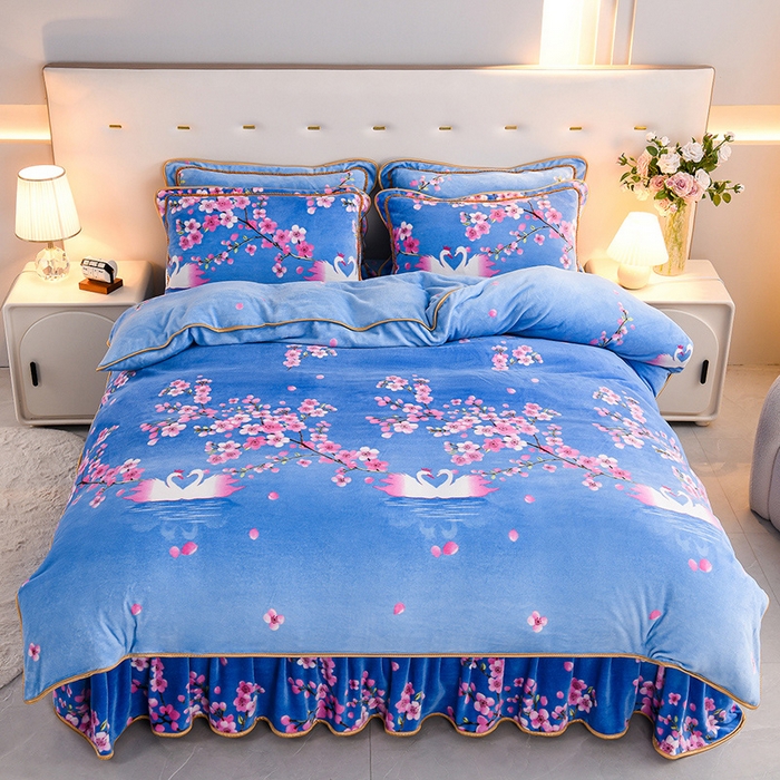 91家纺网 家纺一手货源 找家纺 静缘分 2025新款230克特厚8.5斤牛奶绒金貂绒床裙款保暖四件套-一见钟情