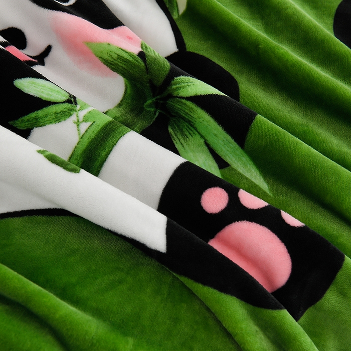 91家纺网 家纺一手货源 找家纺 静缘分 2025新款230克特厚8.5斤牛奶绒金貂绒床裙款保暖四件套-熊猫抱竹