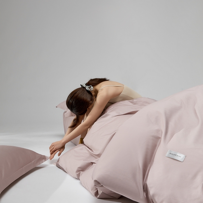 91家纺网 家纺一手货源 找家纺 红淳家纺 2025新款50s长绒棉纯色四件套及单品-四件套 烟灰紫