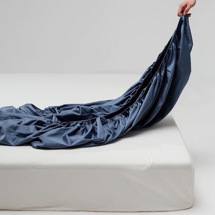 91家纺网 家纺一手货源 找家纺 红淳家纺 2025新款50s长绒棉纯色四件套及单品-单床笠 钻石蓝