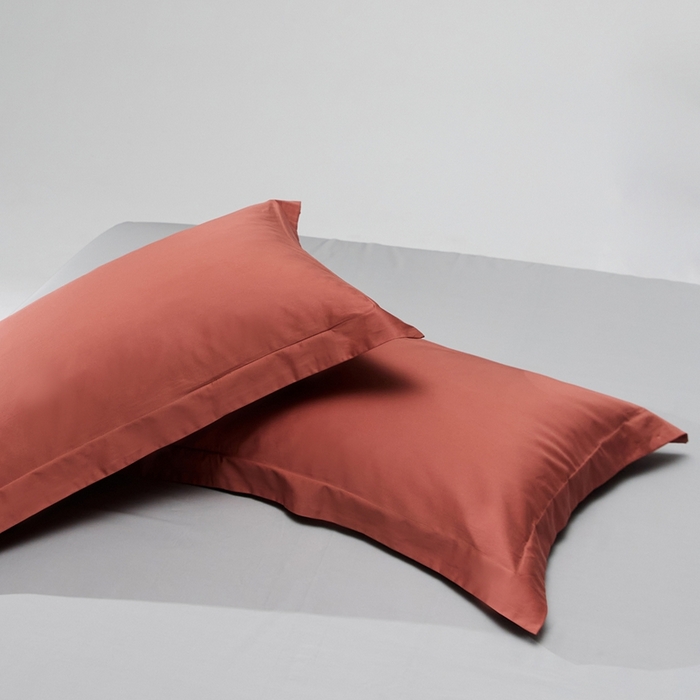 91家纺网 家纺一手货源 找家纺 红淳家纺 2025新款50s长绒棉纯色四件套及单品-单枕套 秋香红