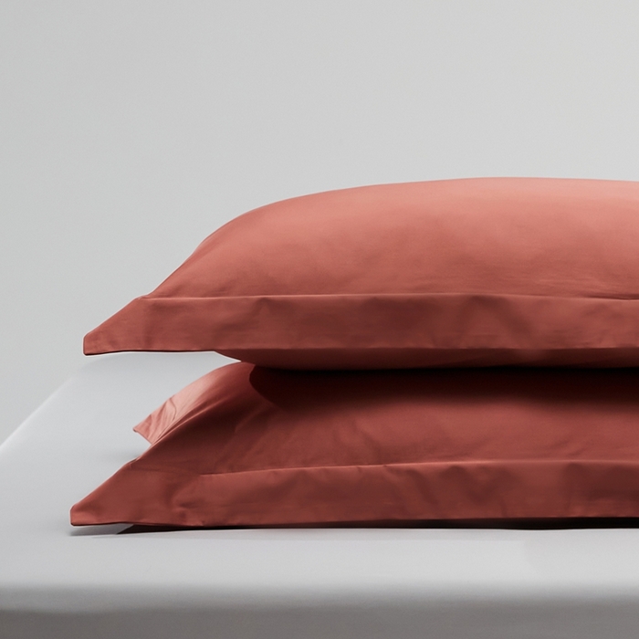 91家纺网 家纺一手货源 找家纺 红淳家纺 2025新款50s长绒棉纯色四件套及单品-单枕套 秋香红