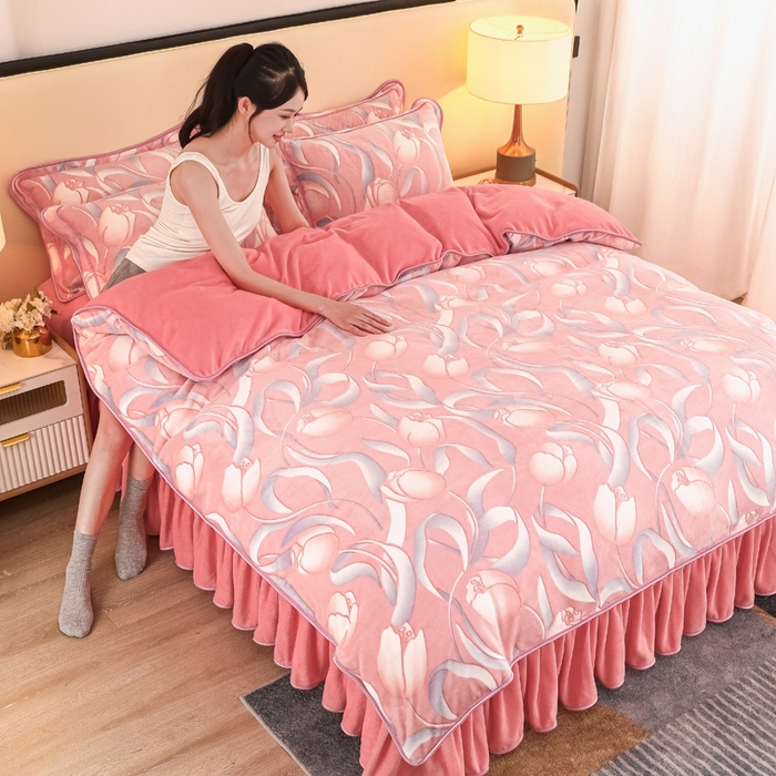 91家纺网 家纺一手货源 找家纺 （总）首选家纺 2025新款加厚保暖牛奶绒金貂绒法莱绒床裙款四件套