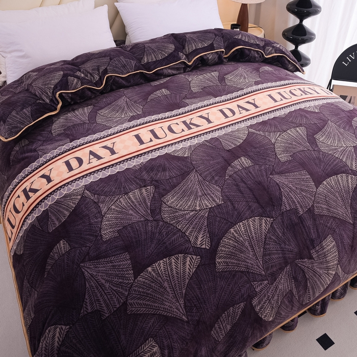 91家纺网 家纺一手货源 找家纺 首选家纺 2025新款加厚保暖牛奶绒金貂绒法莱绒床裙款四件套 银杏叶