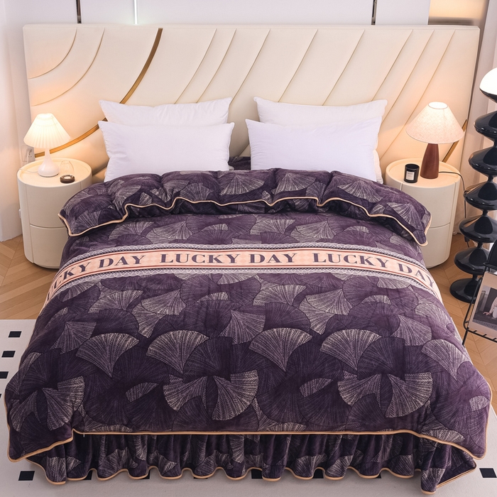 91家纺网 家纺一手货源 找家纺 首选家纺 2025新款加厚保暖牛奶绒金貂绒法莱绒床裙款四件套 银杏叶